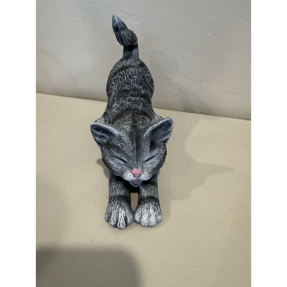 Vintage 1992 Gray Ceramic Cat  Signed Tail Up Estate